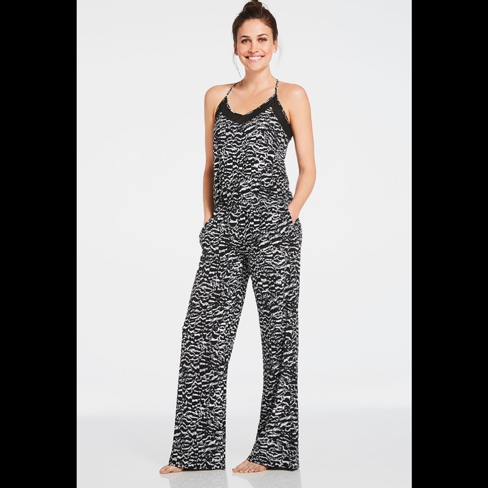 Fabletics Dash Jumpsuit - Picture 4 of 5